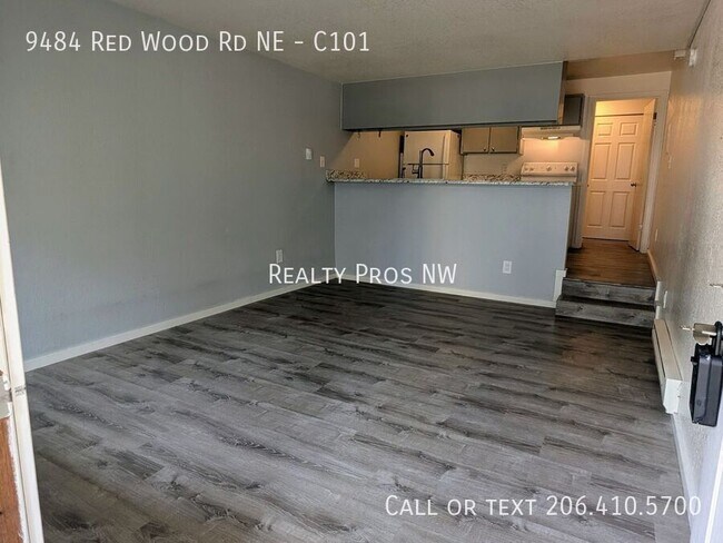 Foto del edificio - 9484 Red-Wood Rd NE