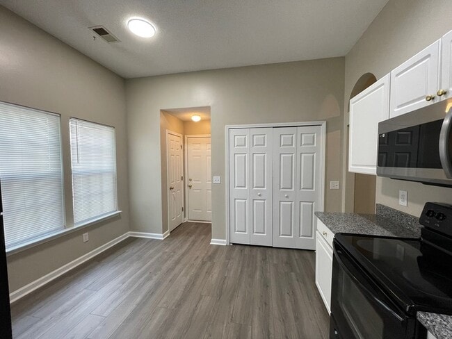 Foto del edificio - 5420 Crisfield Rd - Rare Gem, Ranch in For...