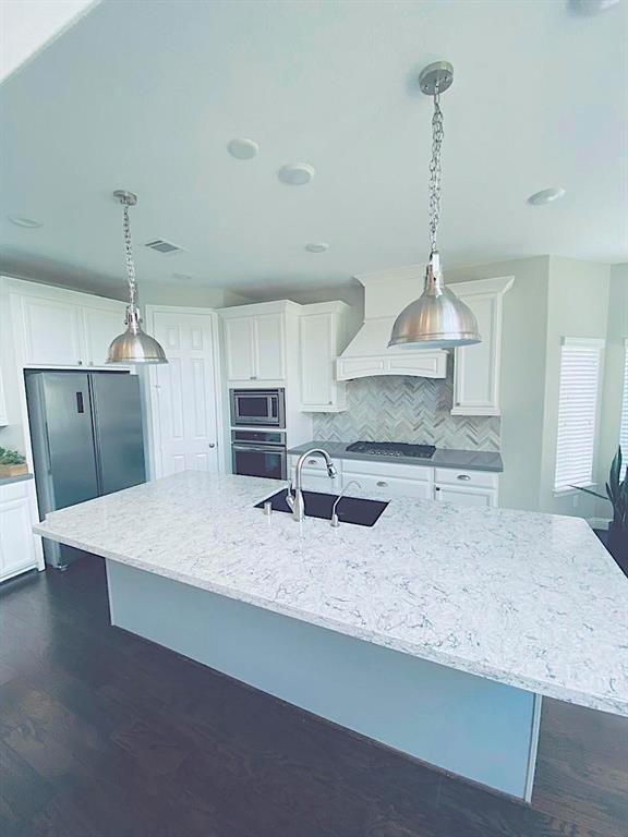 Building Photo - 4310 Maytree Ln