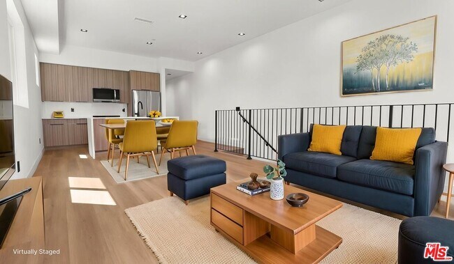 Foto del edificio - 10844 Peach Grove St