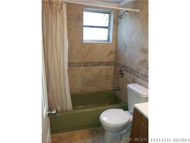 Foto del edificio - 3250 NW 85th Ave