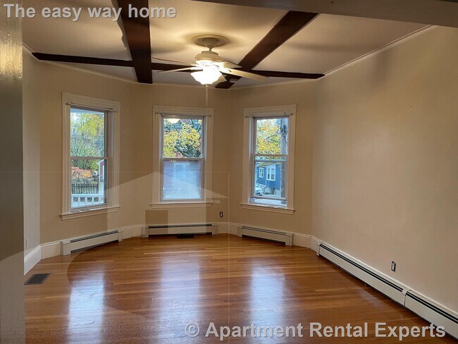 Foto del edificio - 578 Main St