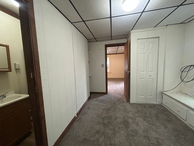 Building Photo - sbr431