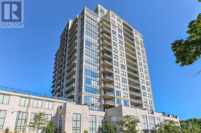 Building Photo - 160 Macdonell St