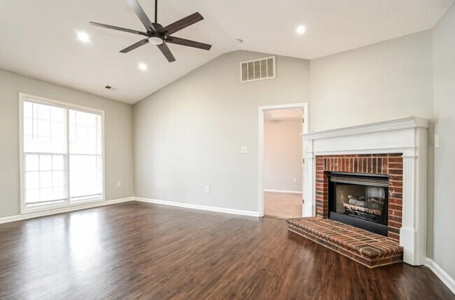 Foto del edificio - 720 Pesca Ln