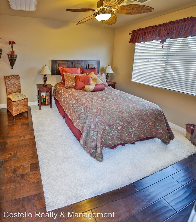 Foto del edificio - 8504 Willow Cabin St