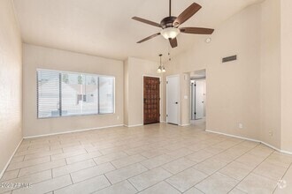 Building Photo - 3317 E Siesta Ln