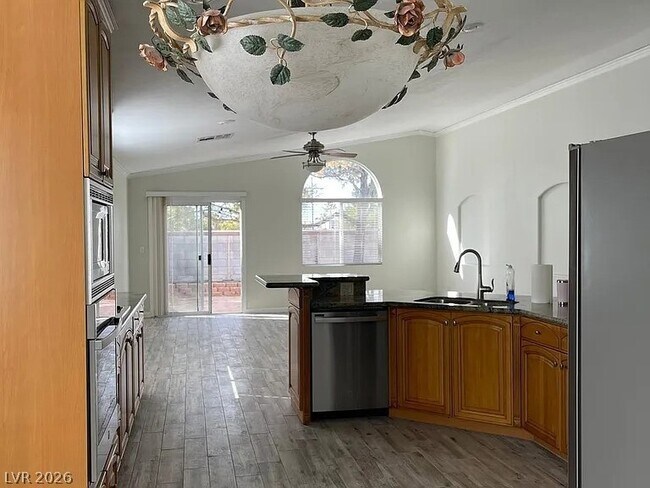 Foto del edificio - 2549 Citrus Garden Cir