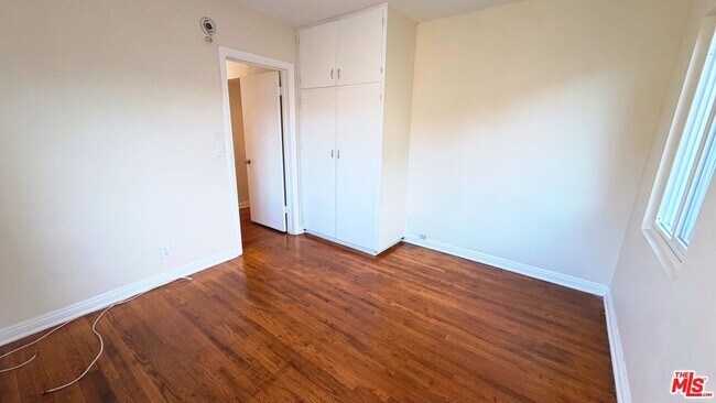 Foto del edificio - 626 E Fairview Blvd