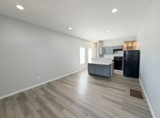 Foto del edificio - 1756-1756 S Delaware St