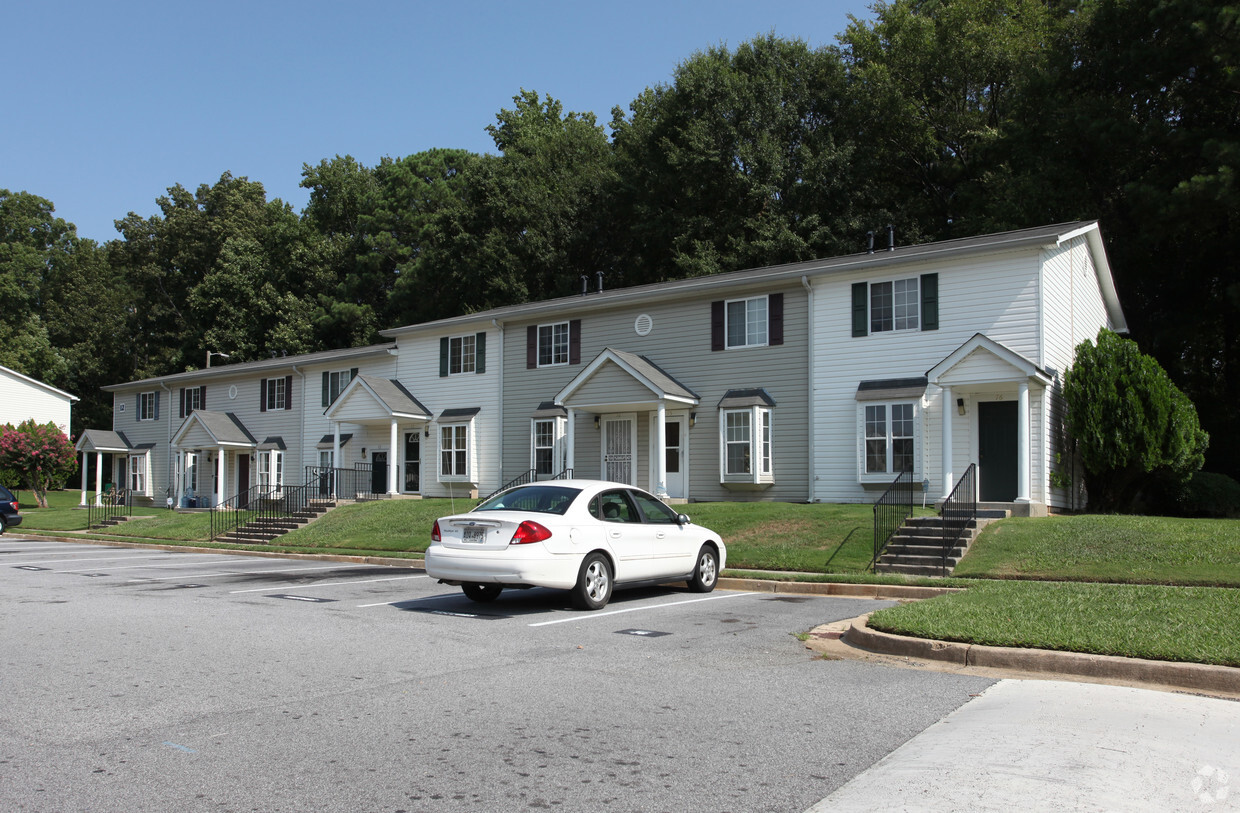 Primary Photo - Lexington Square Townhomes