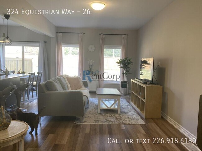 Building Photo - 324 Equestrian Way
