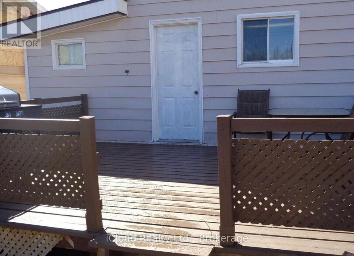 Photo du bâtiment - 32 Kirkpatrick St