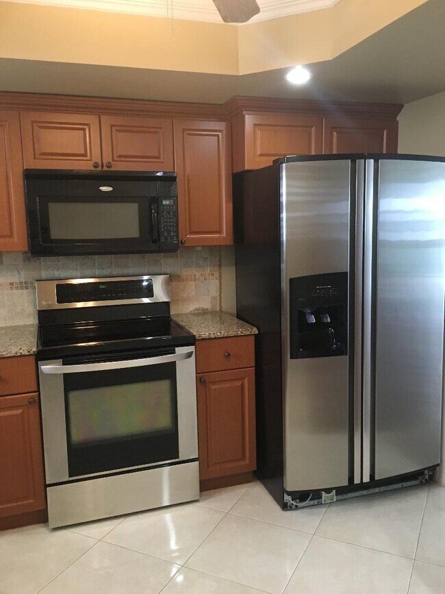 301 Lake Shore Drive 605 Lake Park Fl 33403 Apartment for Rent in