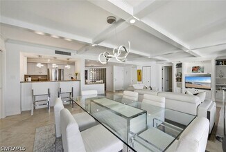 Building Photo - 4751 Gulf Shore Blvd N