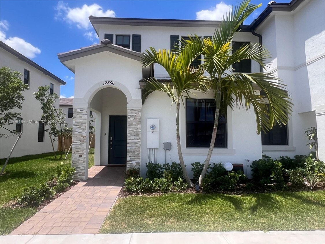 Primary Photo - 12860 SW 232nd Ter