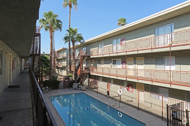 Palm Gardens Apartments Als Las Vegas Nv Pool Palm Gardens Apartments