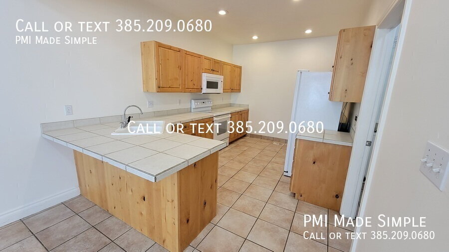 Foto principal - 3042 E Somerset Dr