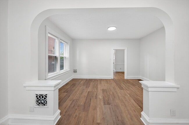 Foto del edificio - 5803 S Kingshighway Blvd