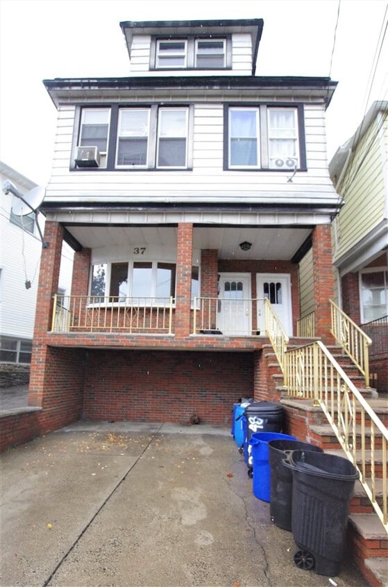 Foto principal - 37 W 48th St