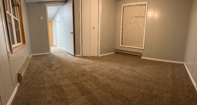 Building Photo - 118 Conley Ave S