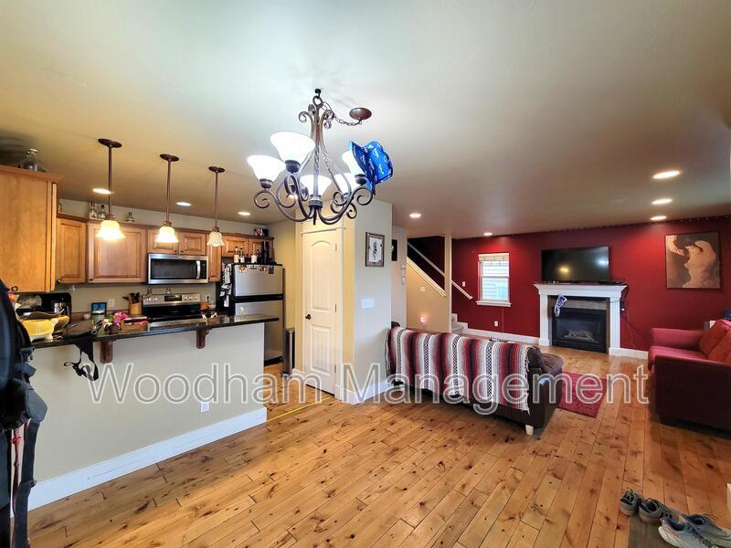 Primary Photo - 2845 N 27th Ave