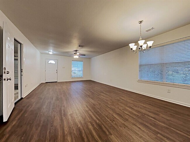Foto del edificio - 23507 Hidden Maple Dr