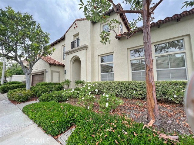 Building Photo - 2615 Davis Dr