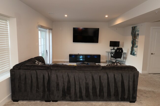 Foto del edificio - 4703 Tripper Ln