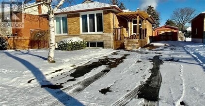 Building Photo - 7016 Hagar Ave