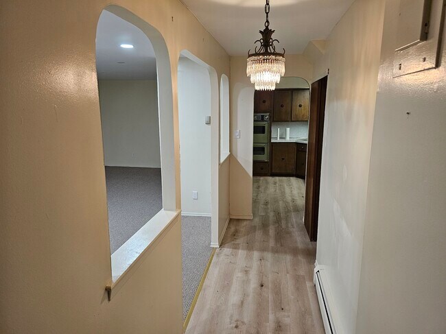 ONE BEDROOM APARTMENT FOR RENT IN BROOKLYN NY 11234 visual data 4