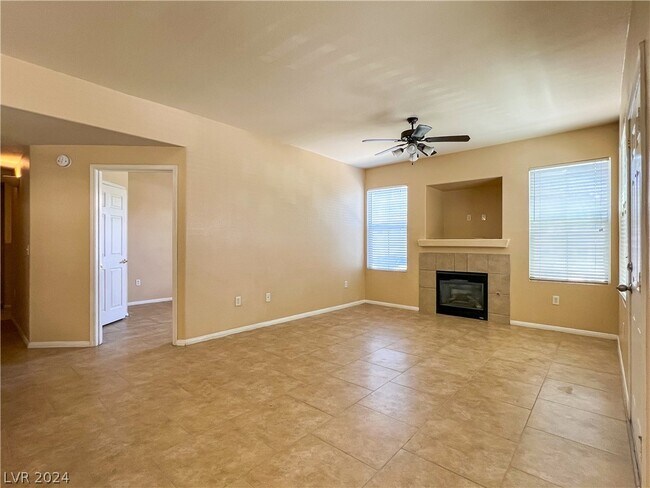 Foto del edificio - 9975 Peace Way