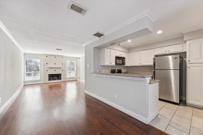 Building Photo - 2501 Bering Dr