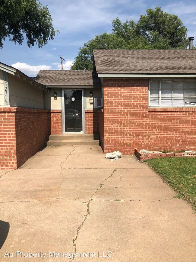 Building Photo - 2 br, 1 bath House - 1823 S AVONDALE ST