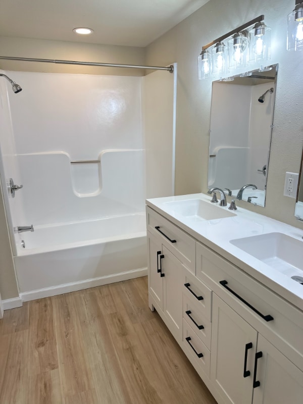 Building Photo - 4306 Earl Blvd