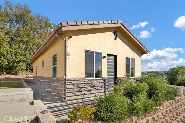 Foto del edificio - 604 Gartel Dr