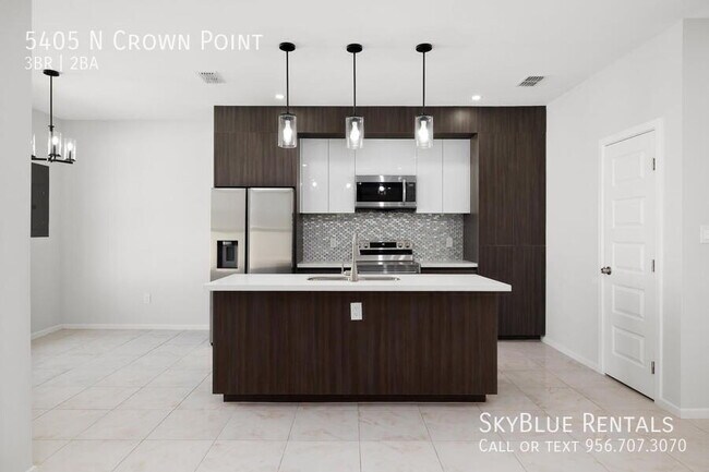 Foto del edificio - 5405 N Crown Point