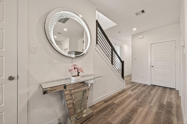 Building Photo - 10514 Wellesley Ter Trl