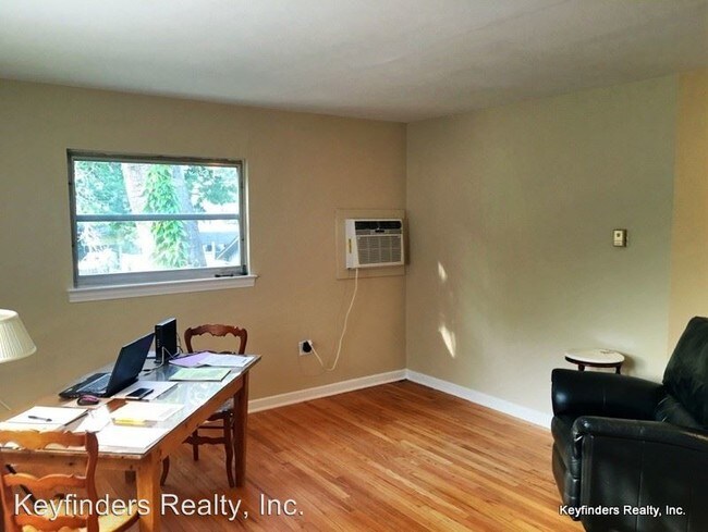 Foto del edificio - 233-233 East Dr