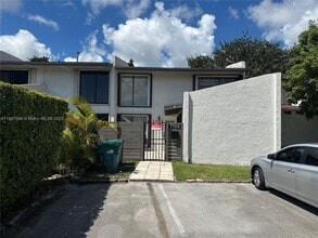 Building Photo - 7106 SW 112th Pl
