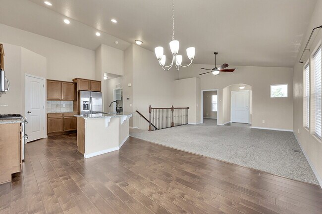 Foto del edificio - $2,995.00 - 6 Bedrooms, 3 Bathrooms, Singl...