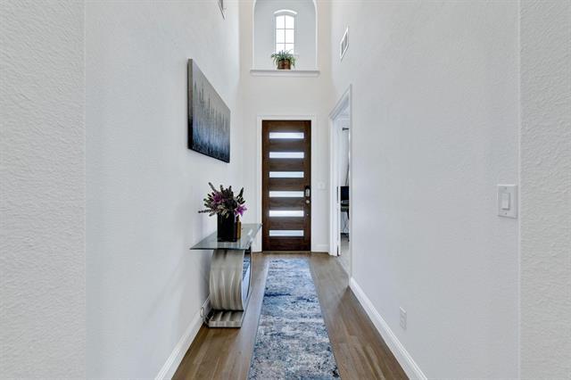 Foto del edificio - 625 Quarter Horse Ln