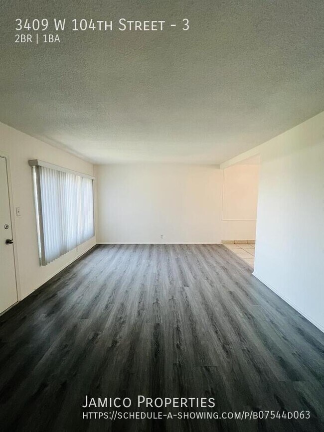 Foto del edificio - 3409 W 104th St