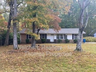 Building Photo - 4126 Chaucer Dr