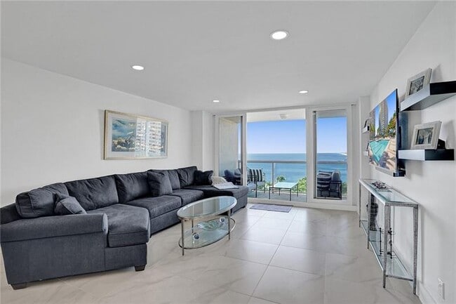 Foto del edificio - 2100 S Ocean Ln