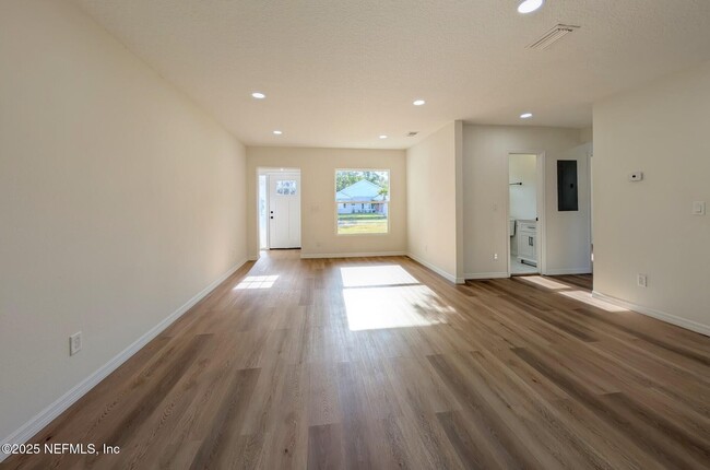 Foto del edificio - 5316 Stetson Rd