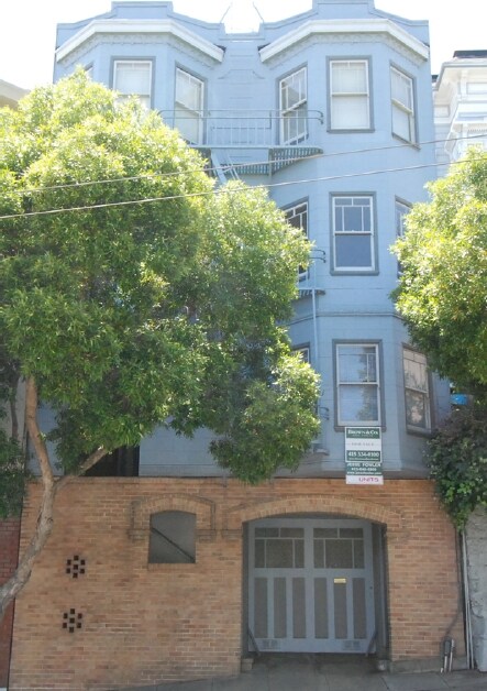 Primary Photo - 328-332 Castro St