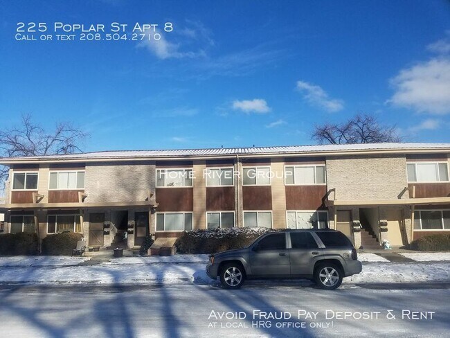 Building Photo - Unit 8