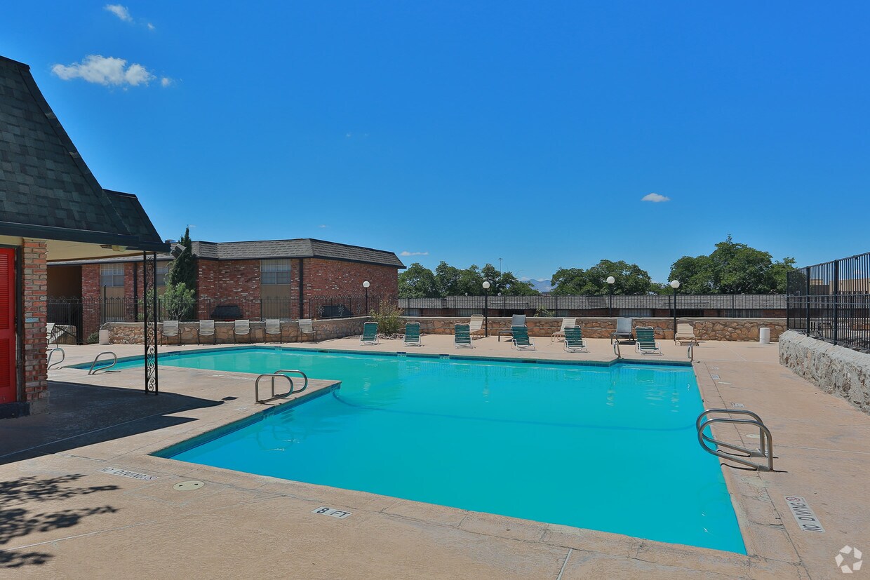 The Citadel 9455 Viscount Blvd El Paso, TX Apartments for Rent in