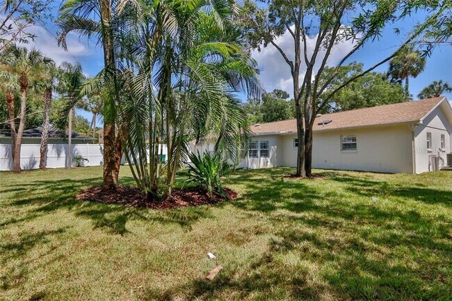 Foto del edificio - 4307 W Roland St